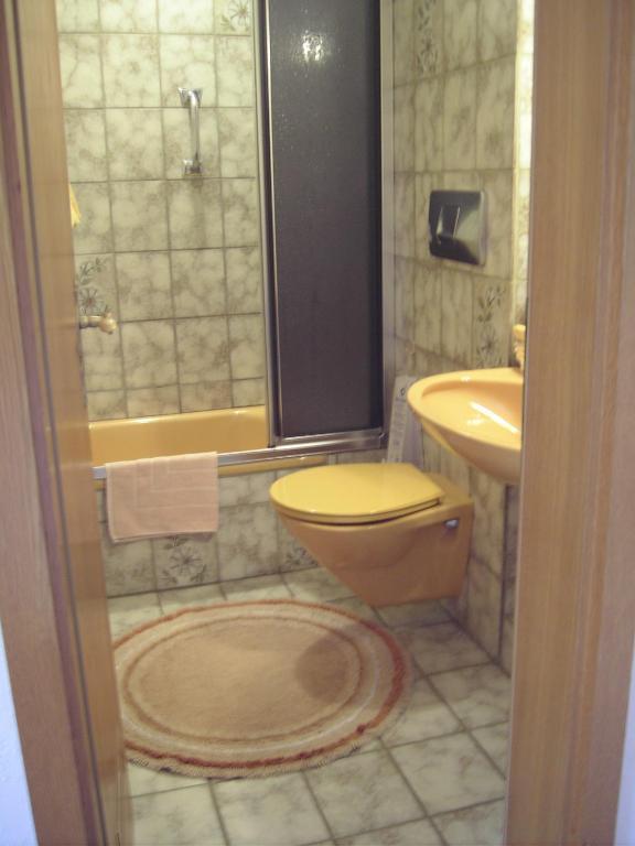 Hotel Garni Schilli Волфах Екстериор снимка