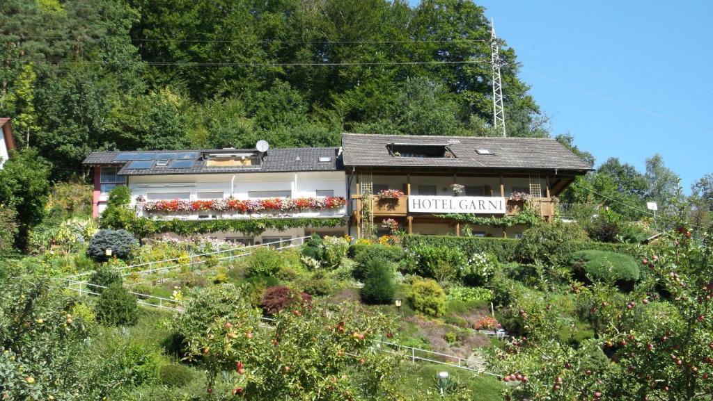 Hotel Garni Schilli Волфах Екстериор снимка