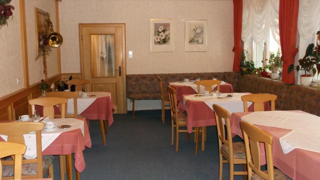 Hotel Garni Schilli Волфах Екстериор снимка